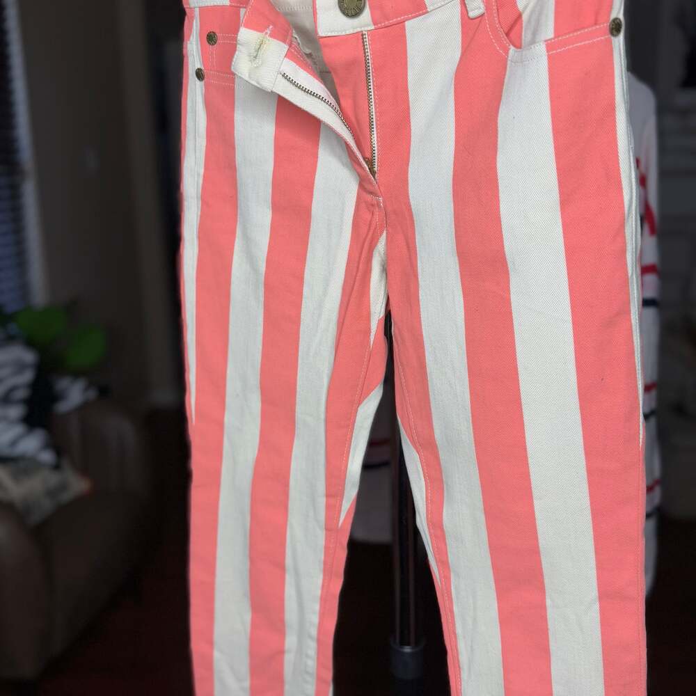 House of Holland Pink and White Striped Denim Shorts - Picture 4 of 6